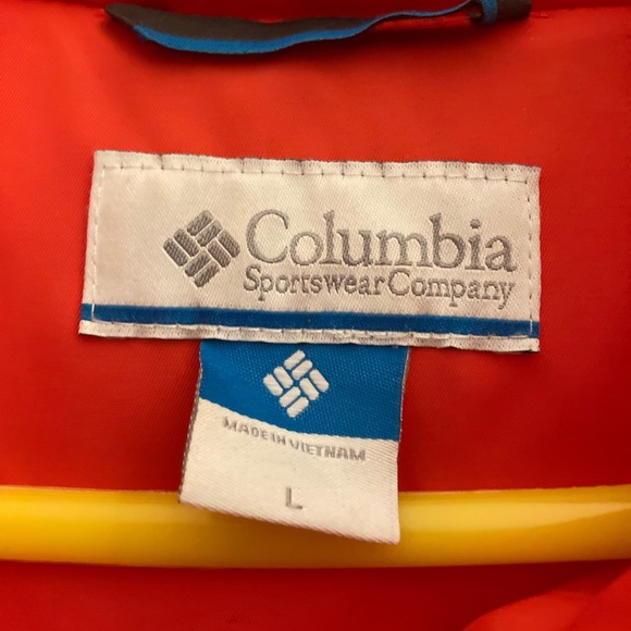 Woman’s size Large jacket. Worn a few times, super great condition. - Picture 3 of 6